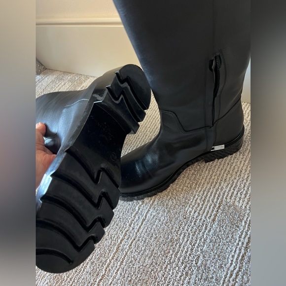 Marc Fisher Shoes - Marc Fisher boots. 8 1/2 medium.